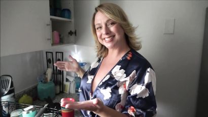 Hot mom Brianna Beach smutty adult video