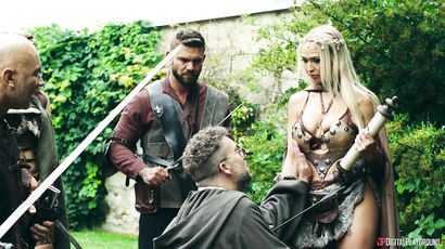 Sizzling Latina Passion Unleashed in Wild Outdoor Threesome with Juan