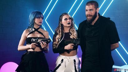 Kayley Gunner's Wild Lesbian Passion Explodes in Sultry Heat