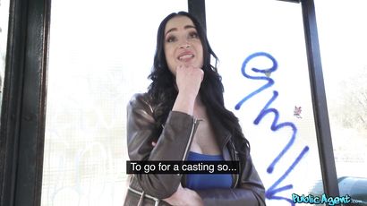 Martin Gun’s Public Passion Under Highway Heat