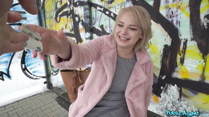 Martin Gun’s Blonde Passion in Basement Heat