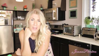 Jenna Preston Seduces with Homemade Milf Passion