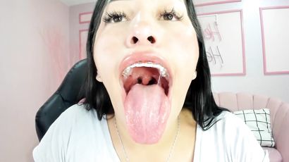 Brunette POV Dildo Deepthroat Sparks Wild Sensual Toy Heat