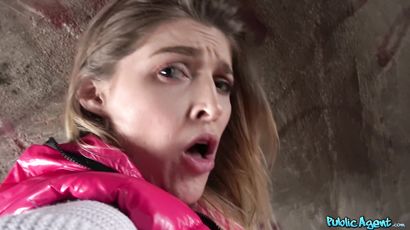 Rhiannon Ryder's Intense Public Passion Turns Wild
